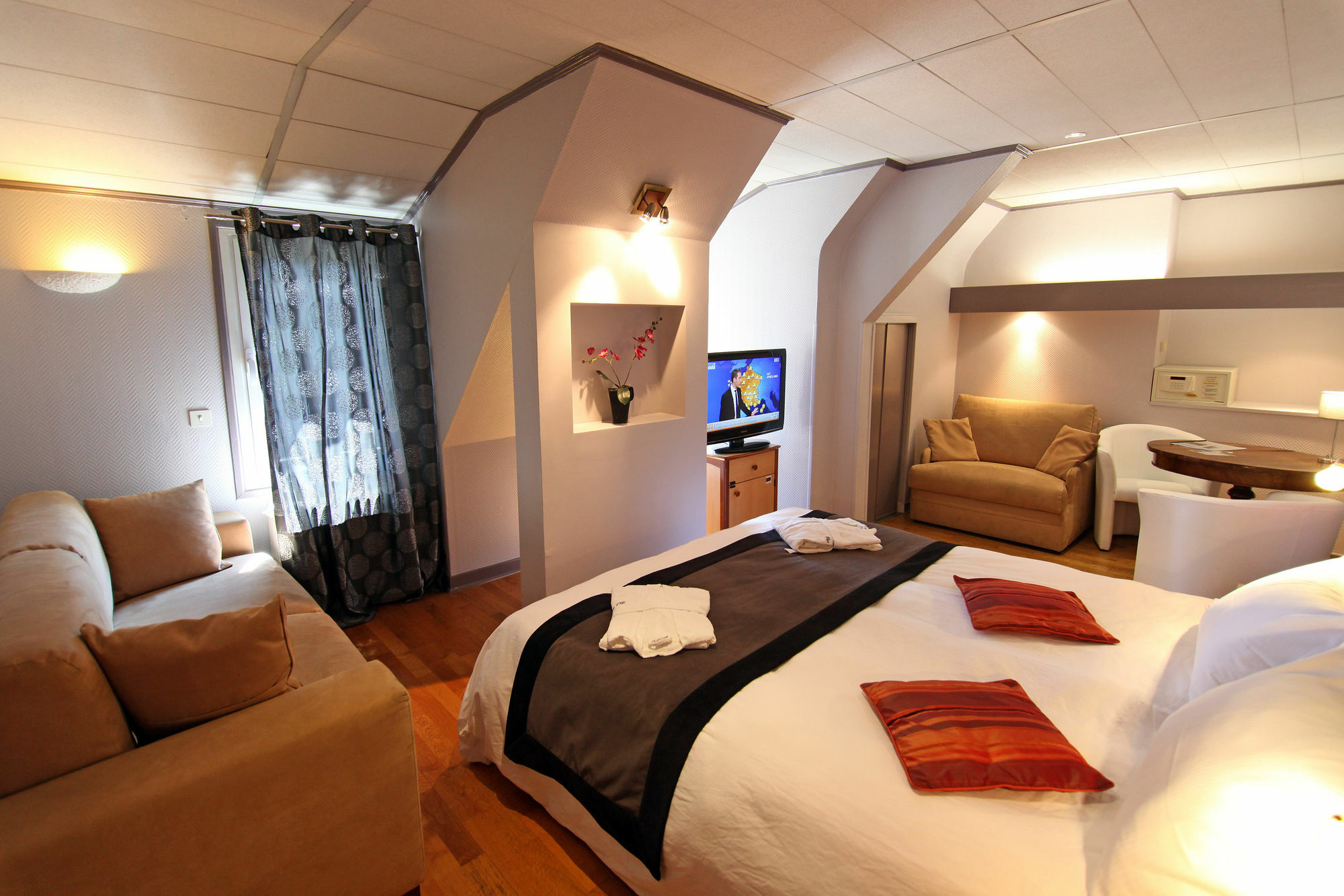 The Originals Boutique, Hotel Du Pont Roupt, مندي المظهر الخارجي الصورة
